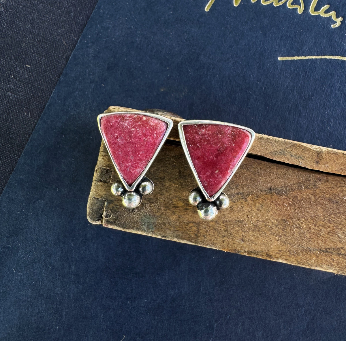 Thulite Studs