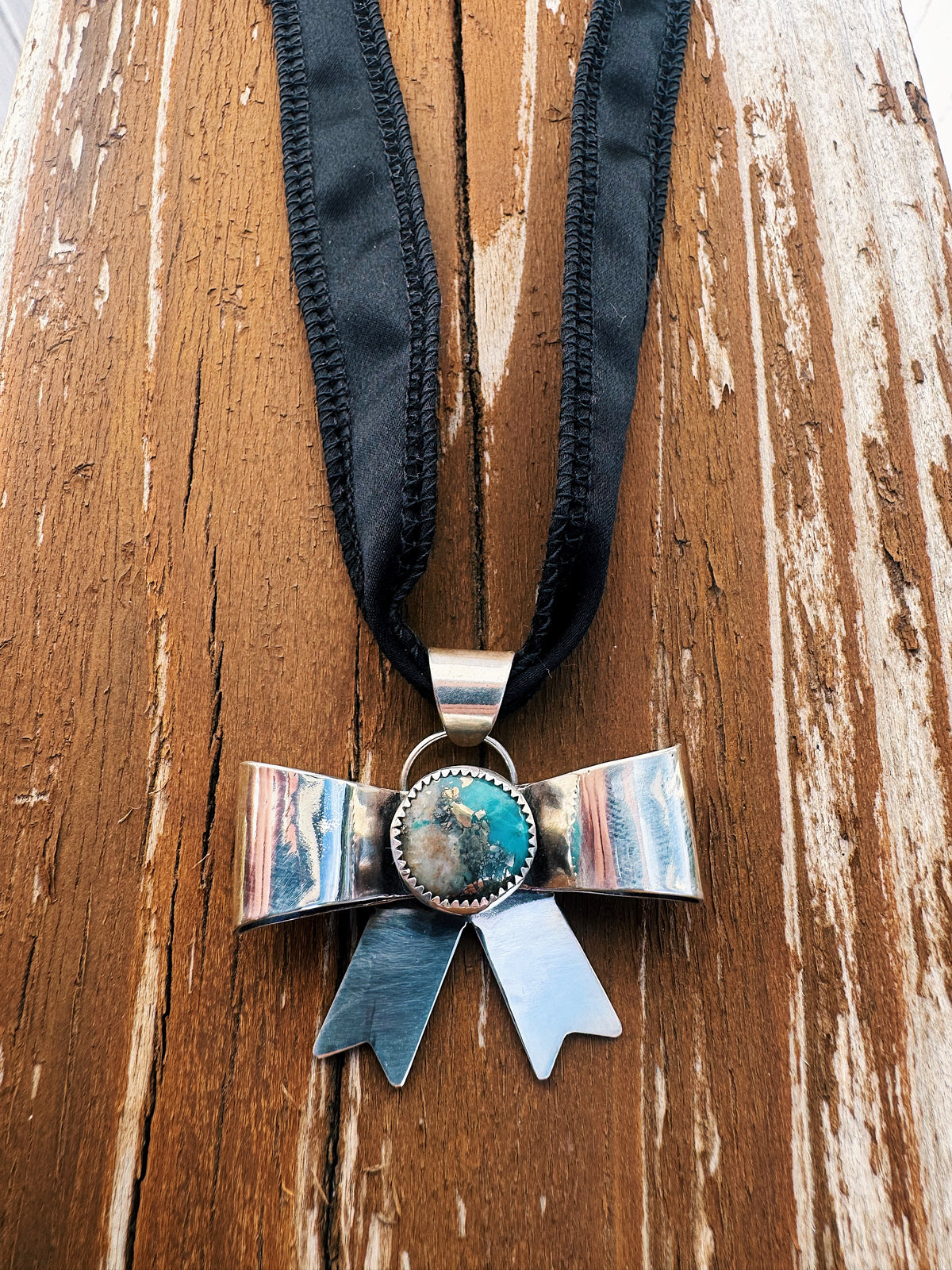 Bow Peep Necklace