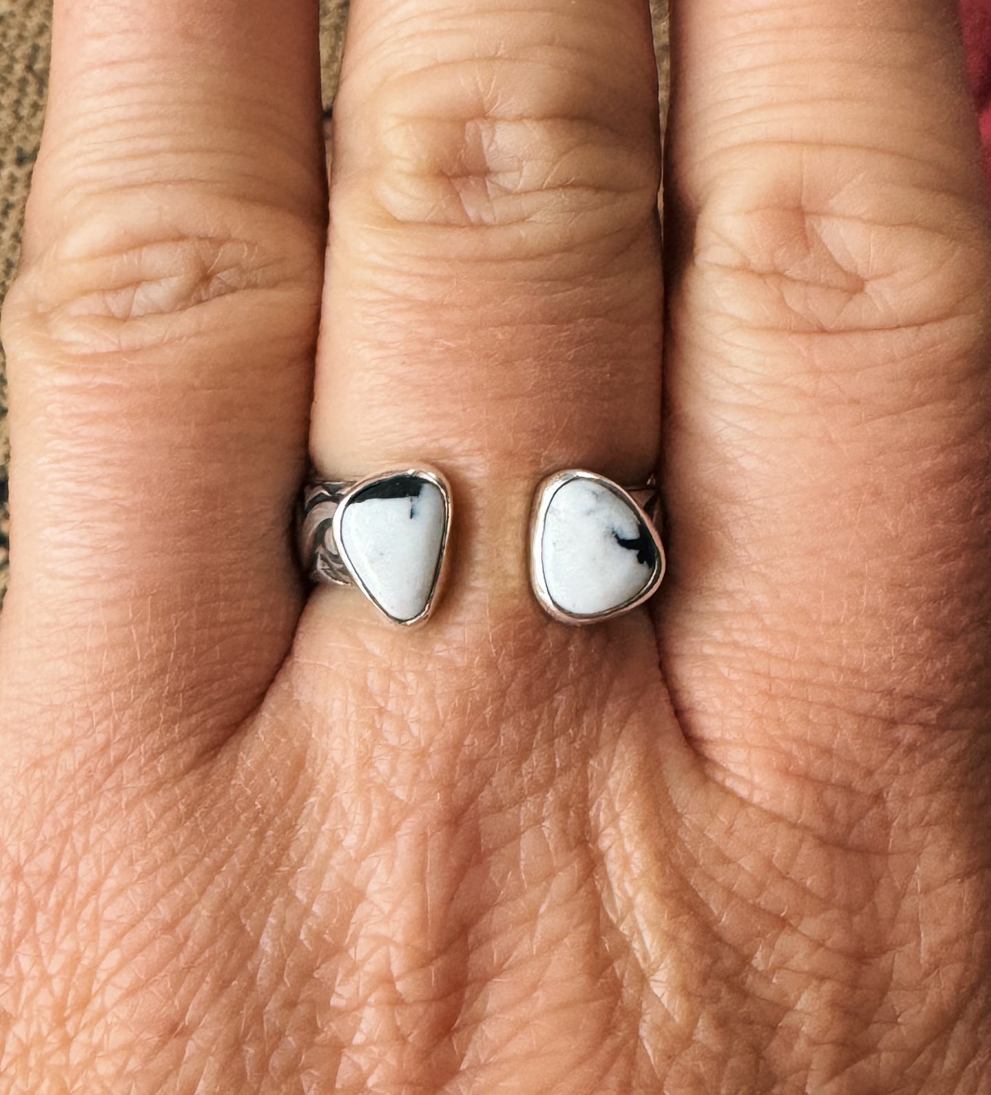 White Buffalo Gap Ring - Size 9